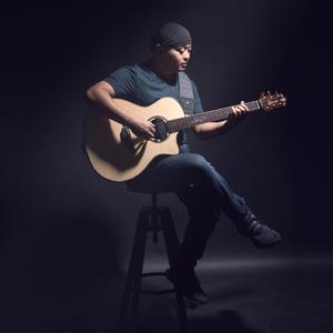 国产原创中文AV
